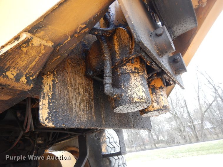 image for item GJ9153 1972 Galion T500 rigid frame motor grader