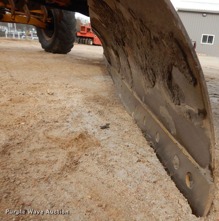 image for item GJ9153 1972 Galion T500 rigid frame motor grader