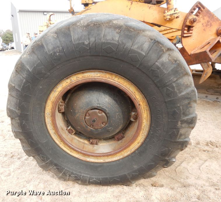 image for item GJ9153 1972 Galion T500 rigid frame motor grader