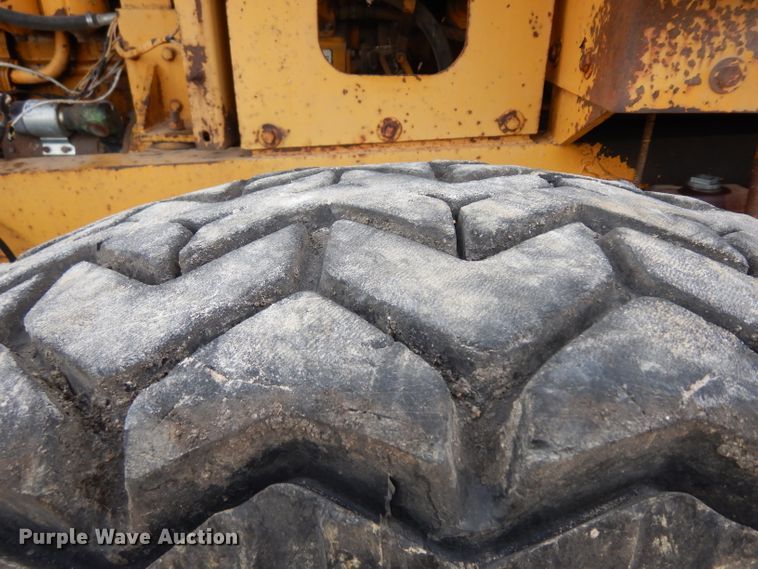 image for item GJ9153 1972 Galion T500 rigid frame motor grader