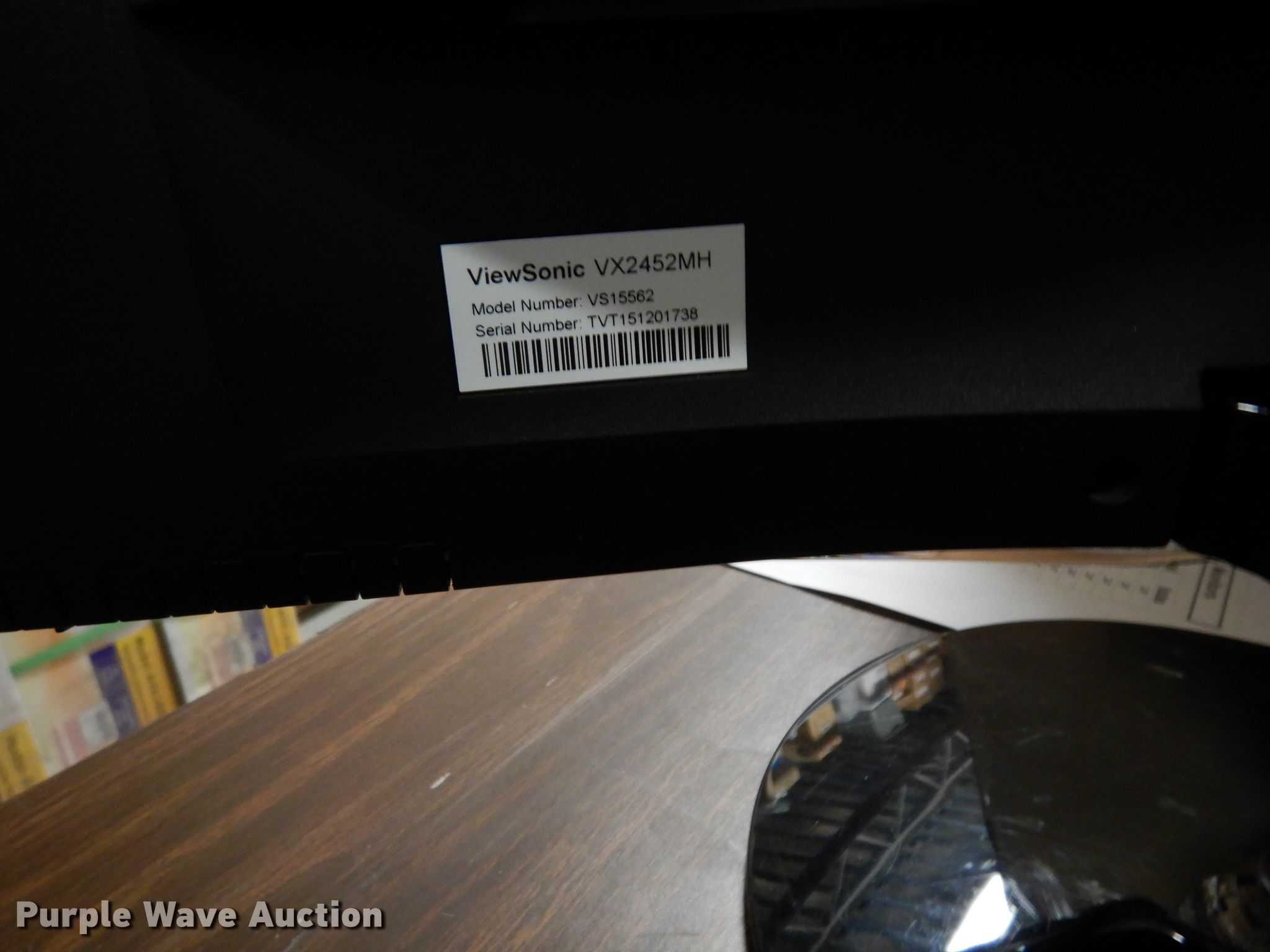 (25) ViewSonic VS15562 24" monitors in Emporia, KS Item FD9558 sold