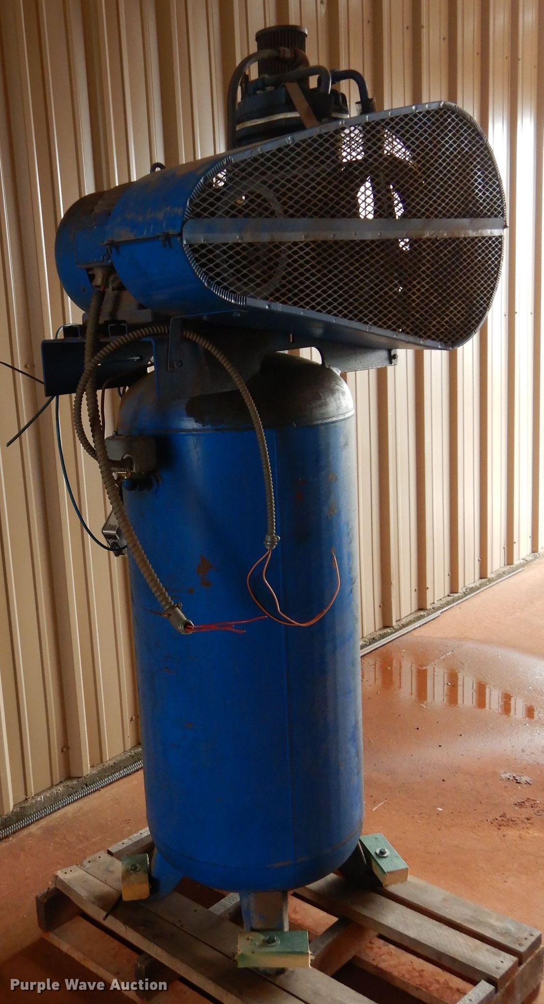 Quincy OE5 air compressor in Oklahoma City, OK Item GF9763 sold