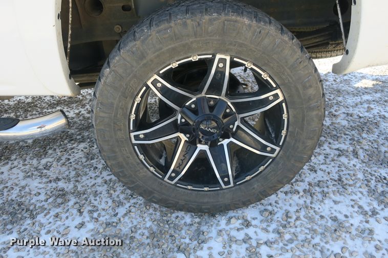 image for item DB10105 2007 Chevrolet Silverado 2500HD Crew Cab pickup truck