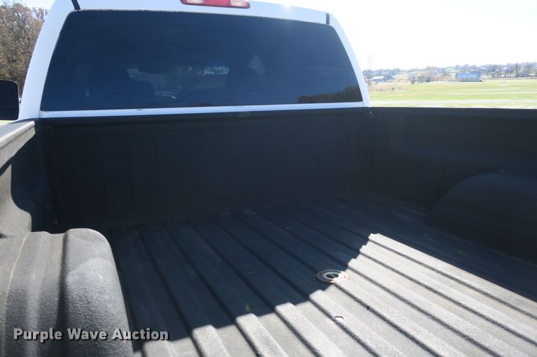 image for item DB10105 2007 Chevrolet Silverado 2500HD Crew Cab pickup truck