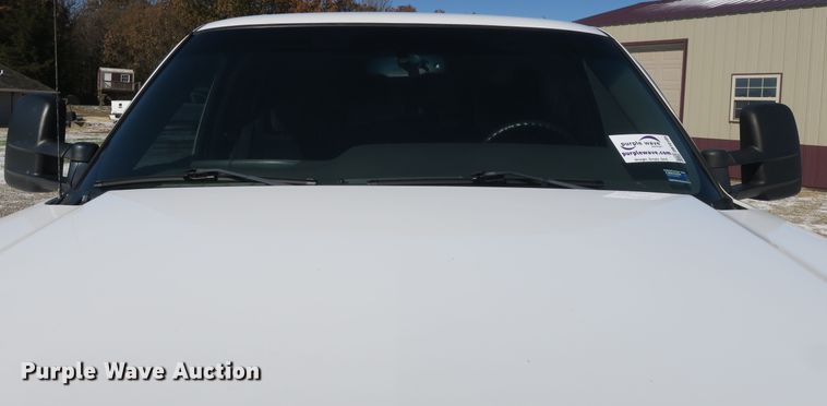 image for item DB10105 2007 Chevrolet Silverado 2500HD Crew Cab pickup truck