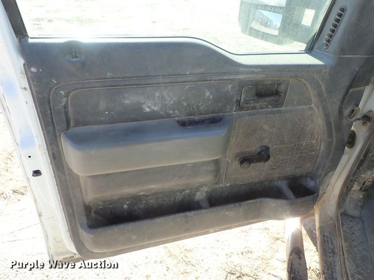 image for item DB7556 2012 Ford F150 SuperCab pickup truck