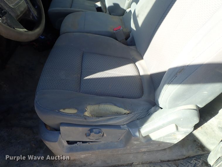 image for item DB7556 2012 Ford F150 SuperCab pickup truck