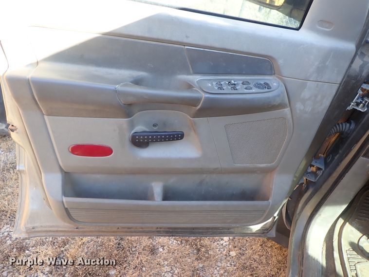 image for item DB7562 2008 Dodge Ram 2500 Quad Cab pickup truck cab and chassis