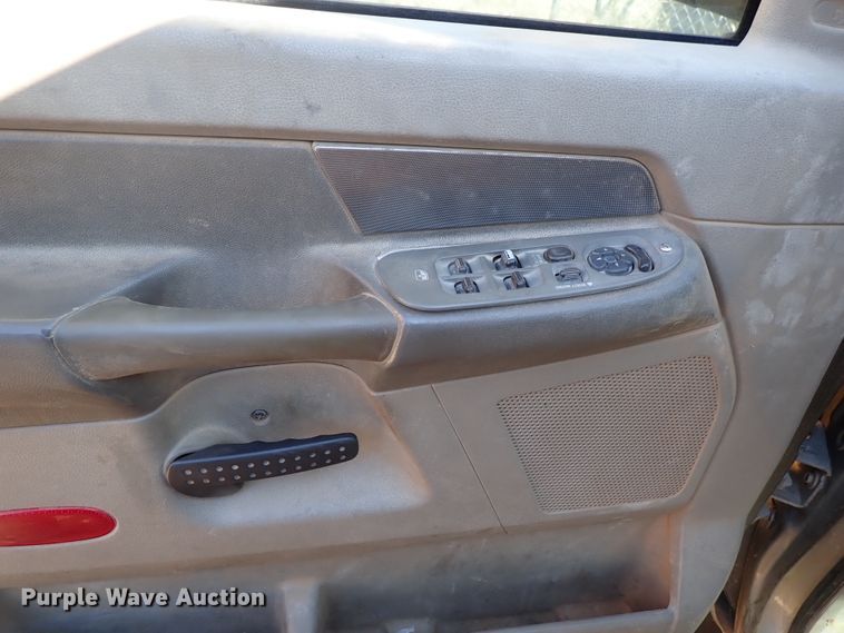 image for item DB7562 2008 Dodge Ram 2500 Quad Cab pickup truck cab and chassis