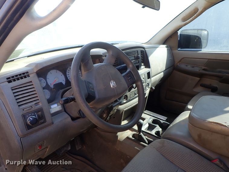 image for item DB7562 2008 Dodge Ram 2500 Quad Cab pickup truck cab and chassis