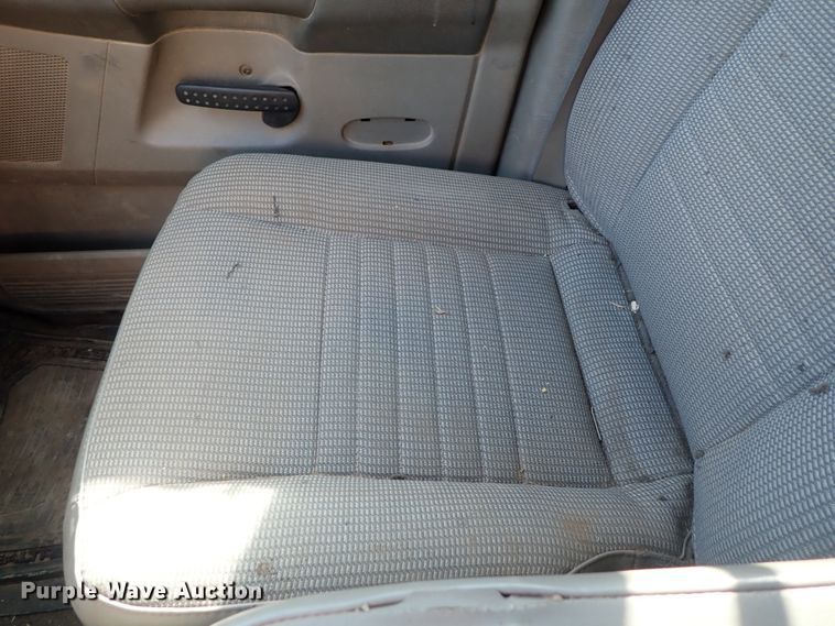 image for item DB7562 2008 Dodge Ram 2500 Quad Cab pickup truck cab and chassis