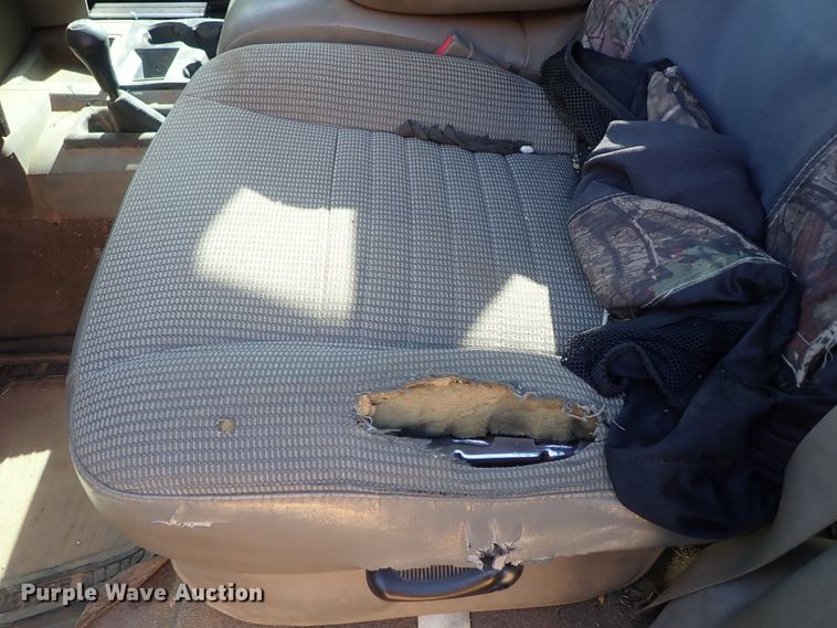 image for item DB7562 2008 Dodge Ram 2500 Quad Cab pickup truck cab and chassis