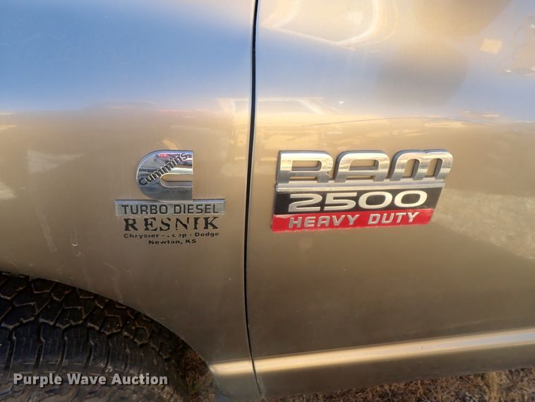 image for item DB7562 2008 Dodge Ram 2500 Quad Cab pickup truck cab and chassis