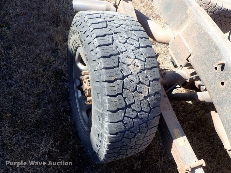 image for item DB7562 2008 Dodge Ram 2500 Quad Cab pickup truck cab and chassis