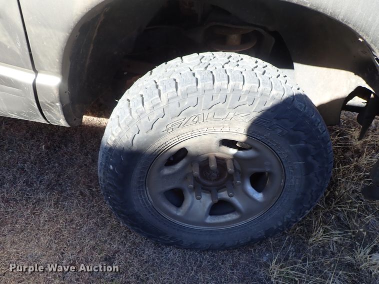 image for item DB7562 2008 Dodge Ram 2500 Quad Cab pickup truck cab and chassis