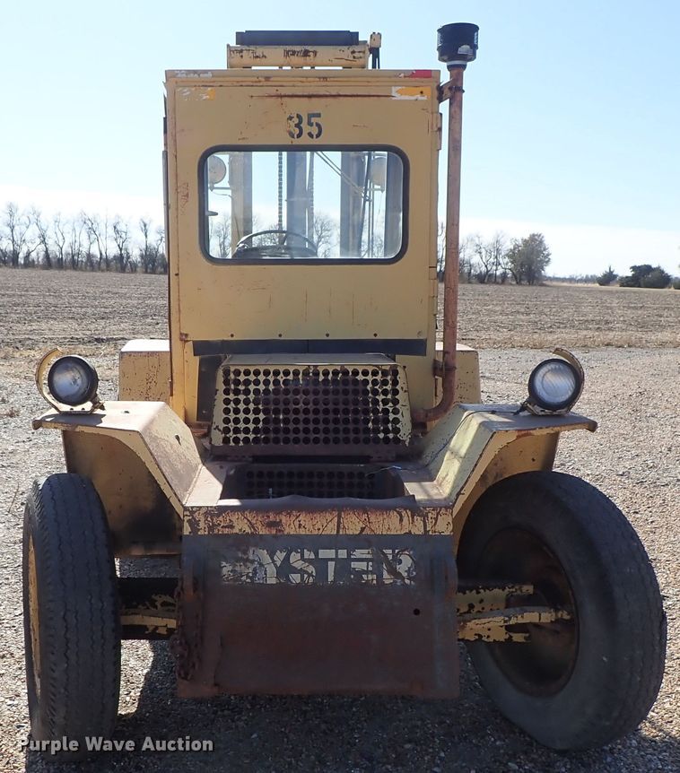 image for item DB7576 Hyster P80A forklift