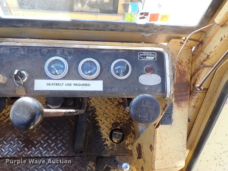 image for item DB7576 Hyster P80A forklift