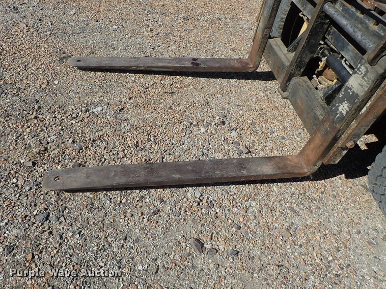 image for item DB7576 Hyster P80A forklift