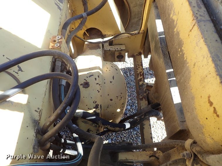 image for item DB7576 Hyster P80A forklift