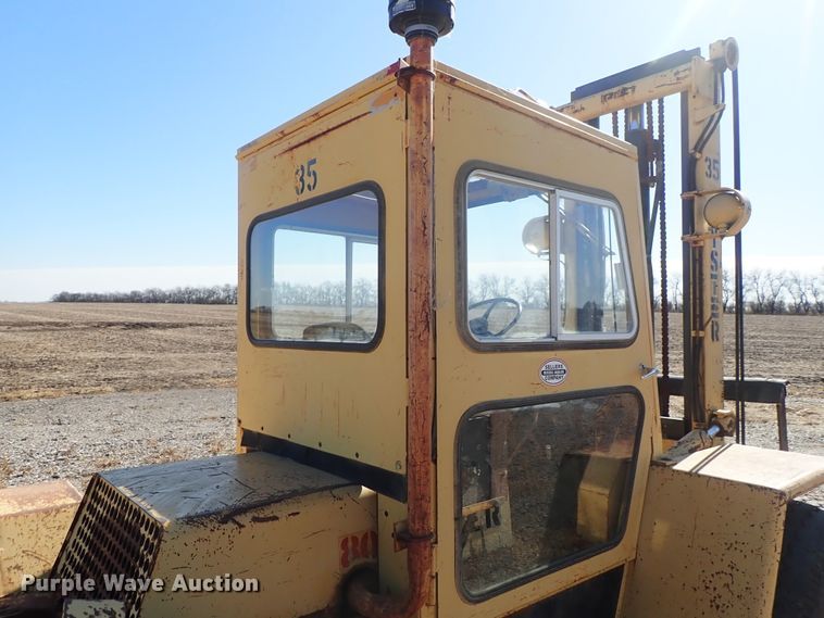 image for item DB7576 Hyster P80A forklift