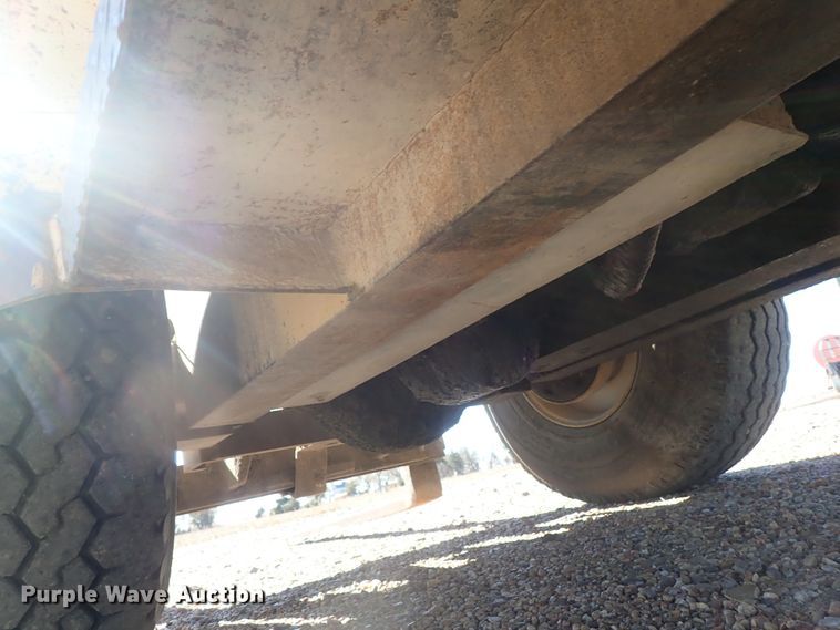 image for item DB7576 Hyster P80A forklift