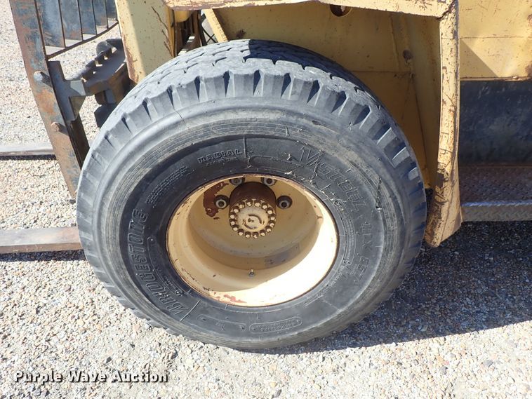 image for item DB7576 Hyster P80A forklift