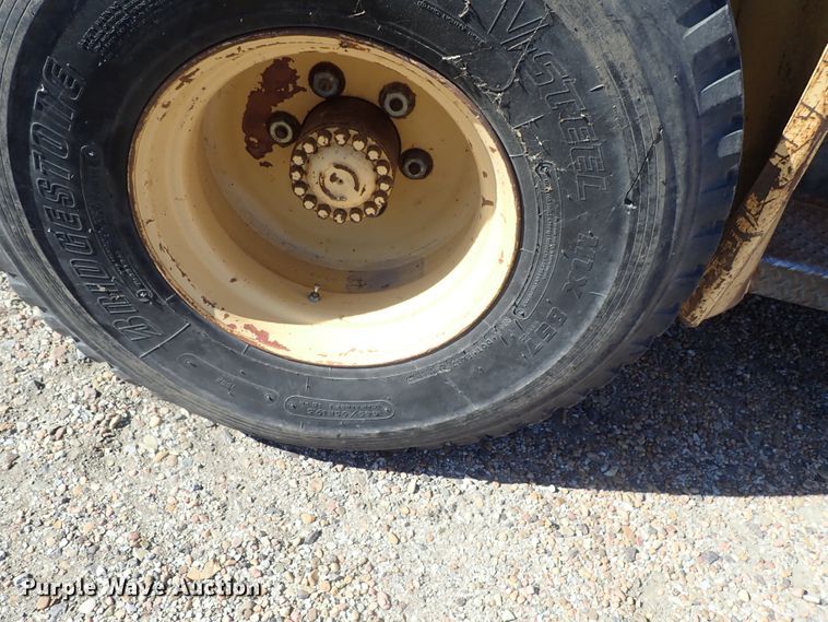 image for item DB7576 Hyster P80A forklift