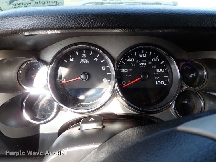 image for item DB7578 2011 Chevrolet Silverado 2500HD Ext. Cab utility bed pickup truck