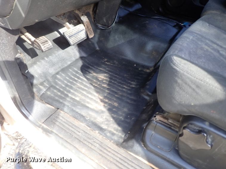 image for item DB7578 2011 Chevrolet Silverado 2500HD Ext. Cab utility bed pickup truck