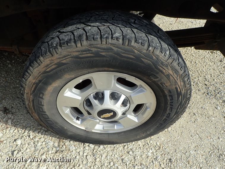 image for item DB7578 2011 Chevrolet Silverado 2500HD Ext. Cab utility bed pickup truck