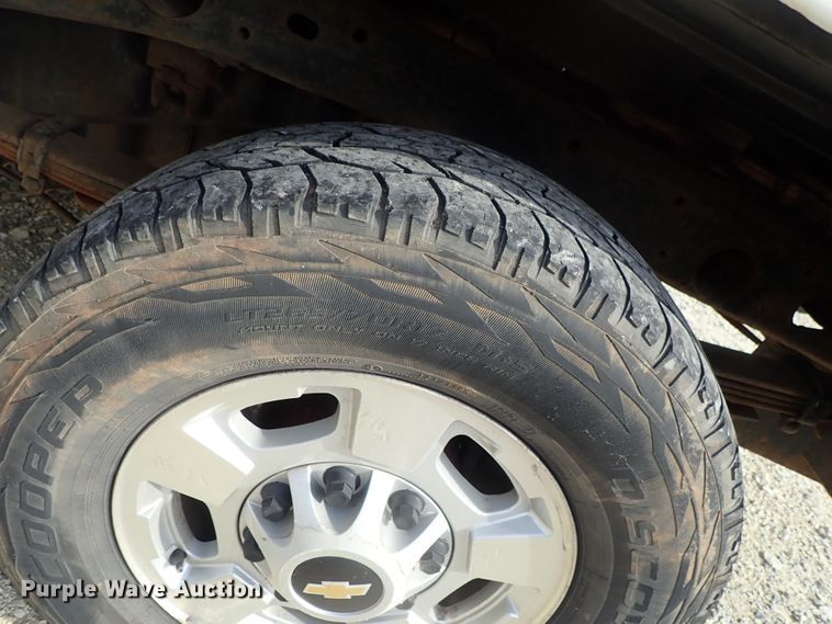 image for item DB7578 2011 Chevrolet Silverado 2500HD Ext. Cab utility bed pickup truck