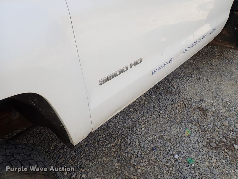 image for item DB7580 2015 Chevrolet Silverado 3500HD Crew Cab flatbed pickup truck