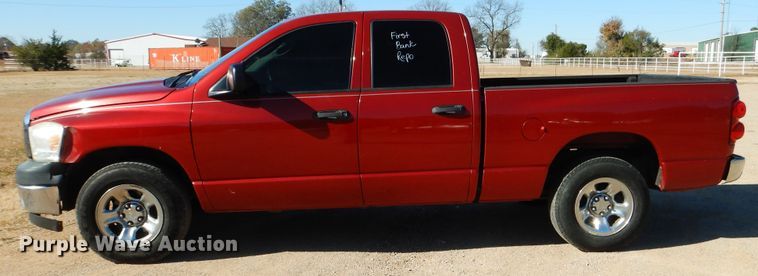 image for item DE4048 2007 Dodge Ram 1500 Quad Cab pickup truck