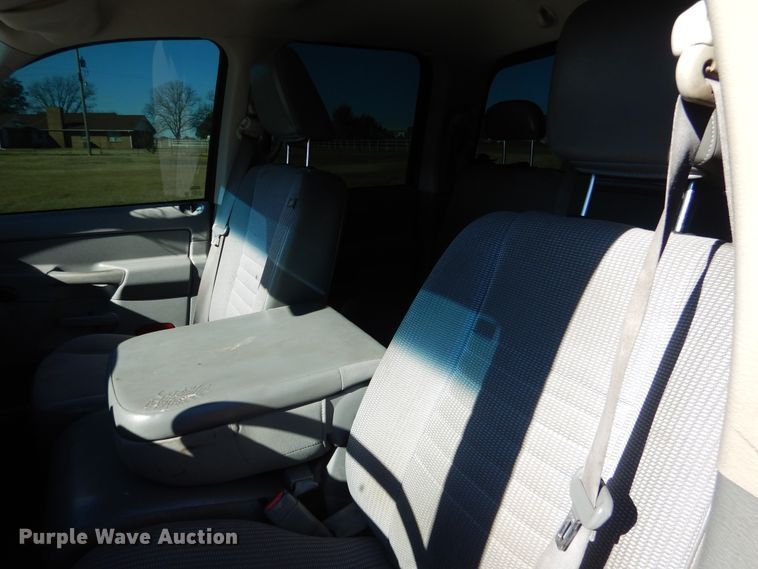 image for item DE4048 2007 Dodge Ram 1500 Quad Cab pickup truck