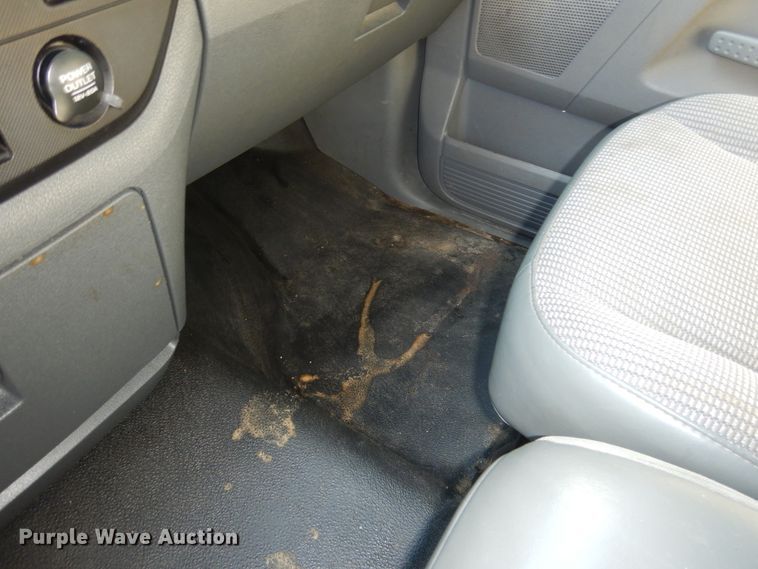 image for item DE4048 2007 Dodge Ram 1500 Quad Cab pickup truck