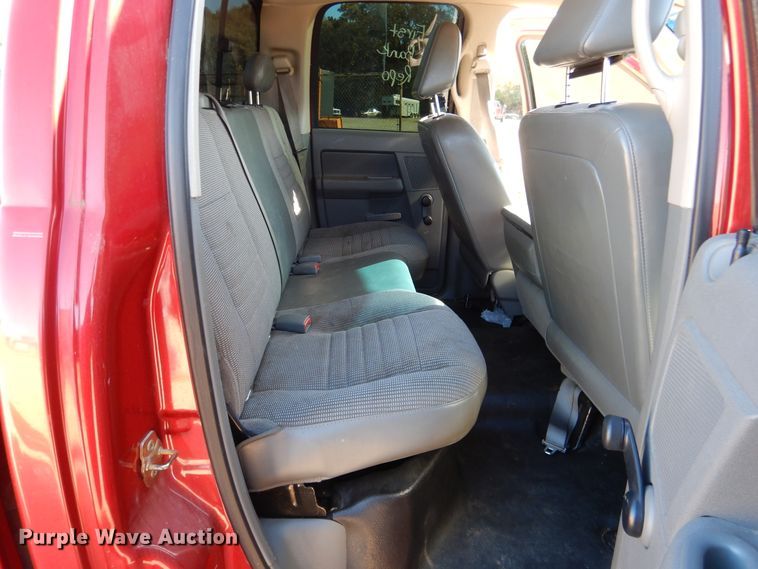 image for item DE4048 2007 Dodge Ram 1500 Quad Cab pickup truck