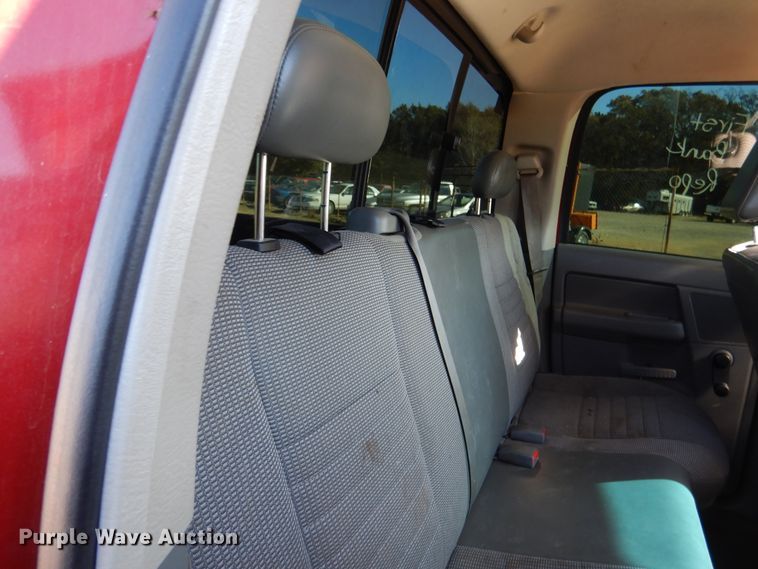 image for item DE4048 2007 Dodge Ram 1500 Quad Cab pickup truck