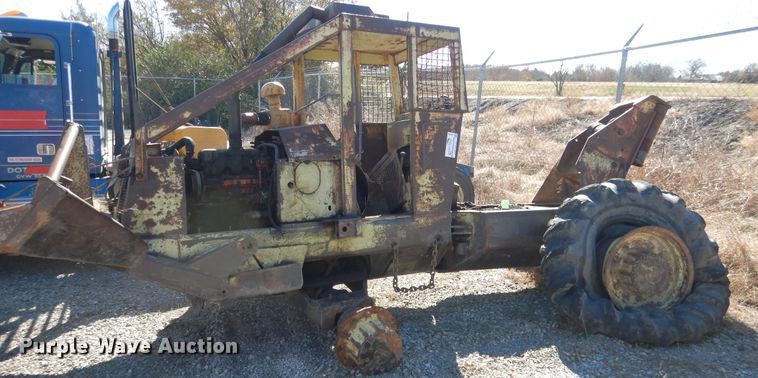 image for item DE4050 Tree Farmer C5D skidder
