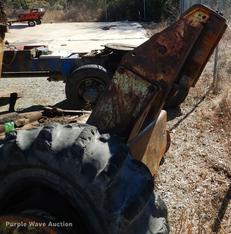 image for item DE4050 Tree Farmer C5D skidder