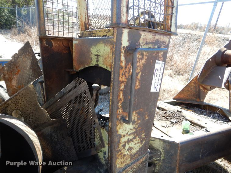 image for item DE4050 Tree Farmer C5D skidder