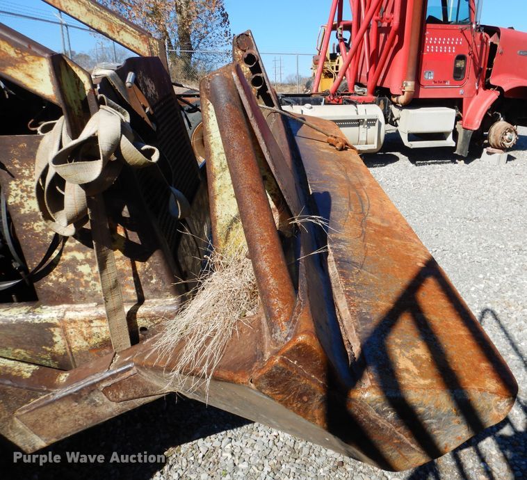 image for item DE4050 Tree Farmer C5D skidder