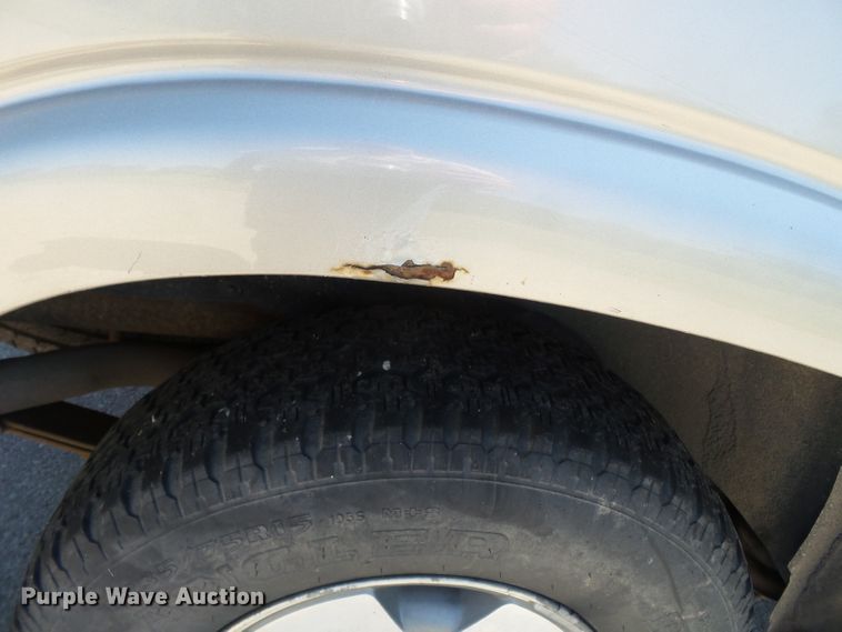 image for item DE7963 2004 Chevrolet Blazer SUV