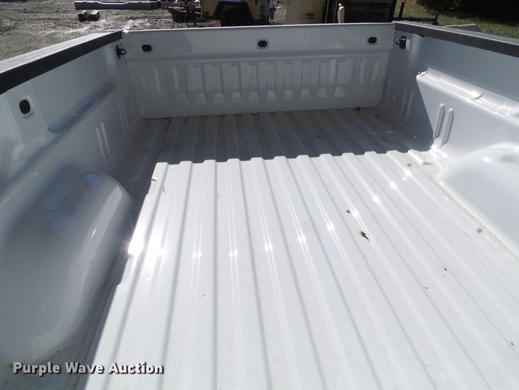 image for item DG5504 2019 GMC Sierra pickup truck bed