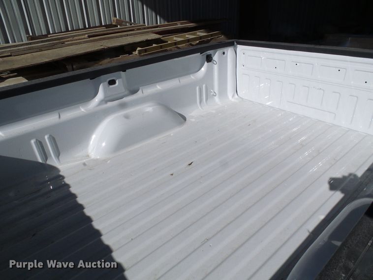 image for item DG5504 2019 GMC Sierra pickup truck bed