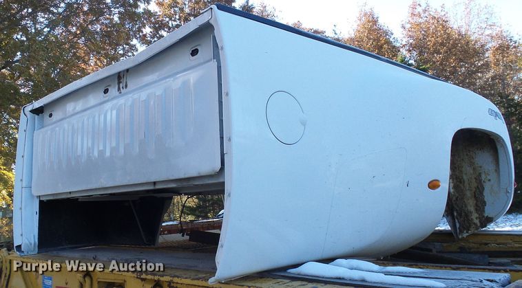 image for item DG5505 2011 Chevrolet Silverado pickup truck bed