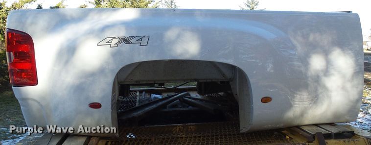 image for item DG5505 2011 Chevrolet Silverado pickup truck bed