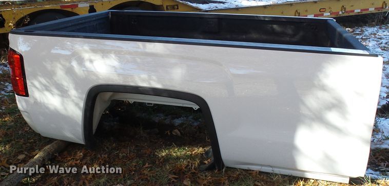 image for item DG5506 2019 GMC Sierra pickup truck bed
