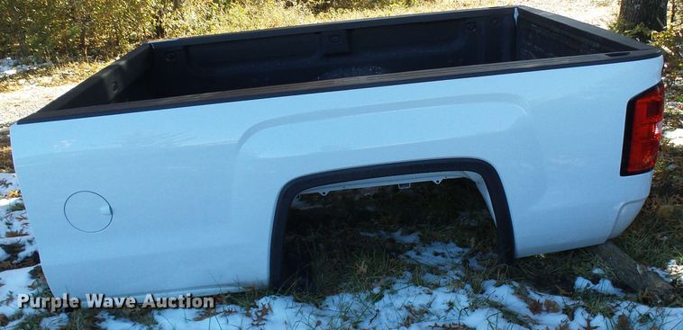 image for item DG5506 2019 GMC Sierra pickup truck bed