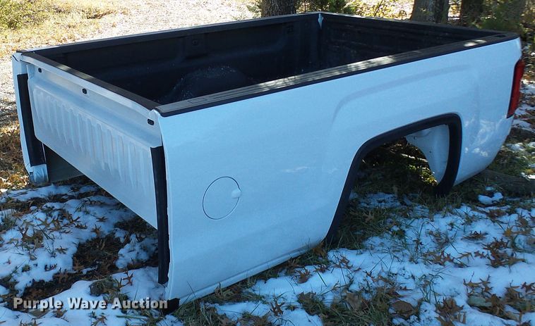 image for item DG5506 2019 GMC Sierra pickup truck bed