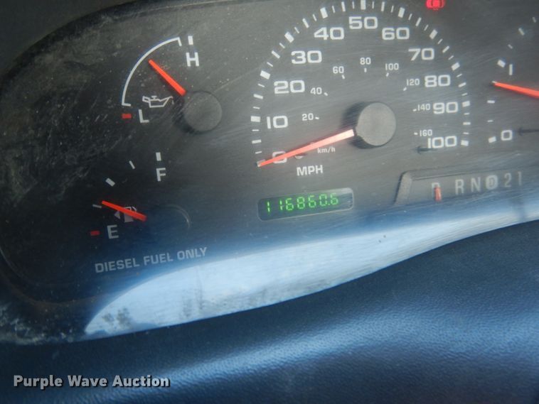 image for item DG5873 2002 Ford F550 dump truck